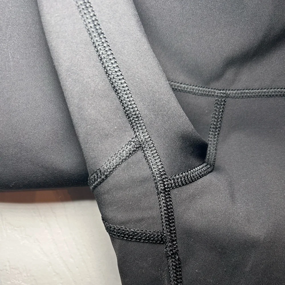 Lululemon Wunder Under Crop- Black/ Size 6